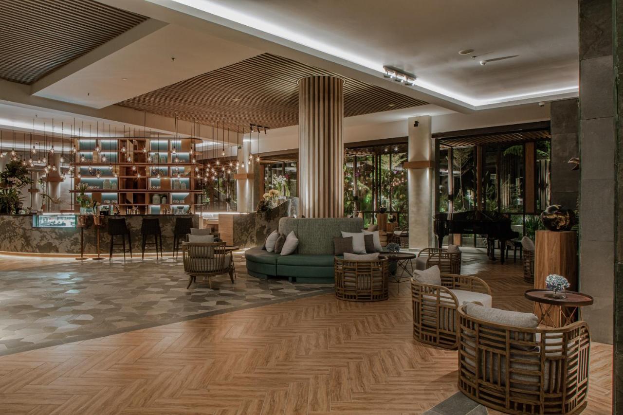 The Botanica Sanctuary Ξενοδοχείο Puncak Εξωτερικό φωτογραφία The lobby of the hotel