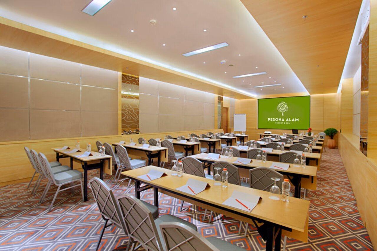 The Botanica Sanctuary Ξενοδοχείο Puncak Εξωτερικό φωτογραφία Meeting room
