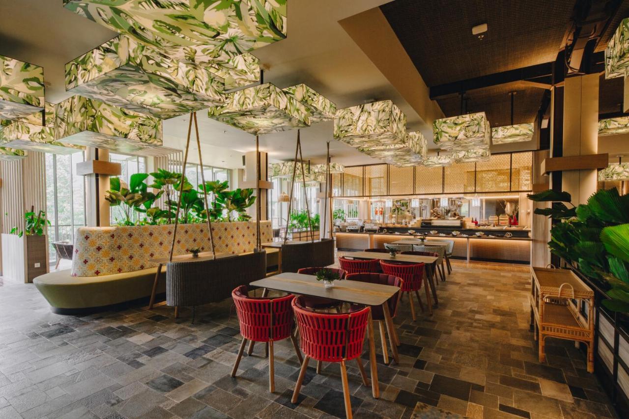 The Botanica Sanctuary Ξενοδοχείο Puncak Εξωτερικό φωτογραφία The interior of the restaurant