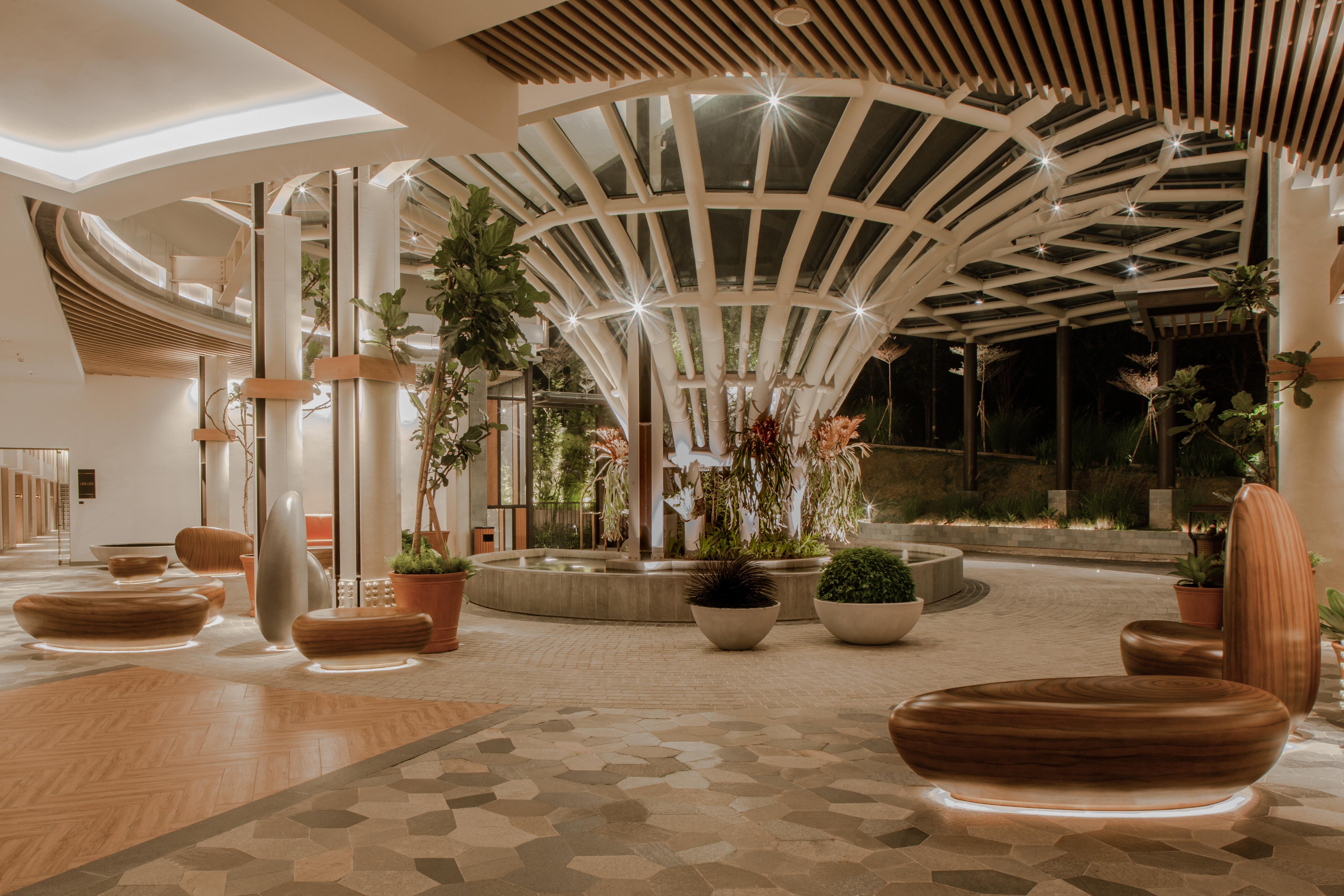 The Botanica Sanctuary Ξενοδοχείο Puncak Εξωτερικό φωτογραφία The lobby of the hotel